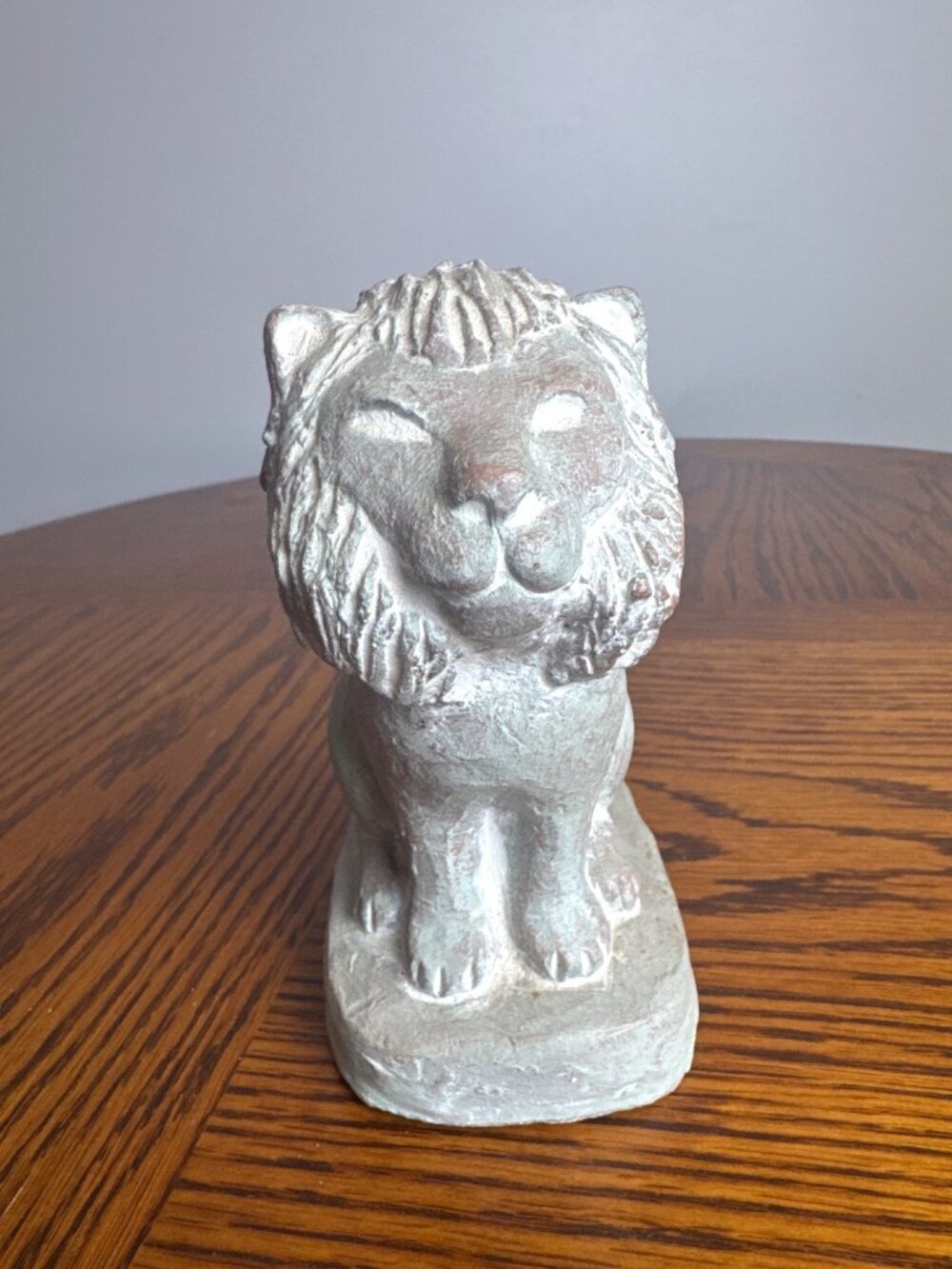 Vintage 1986 Isabel Bloom Seated Lion Signed